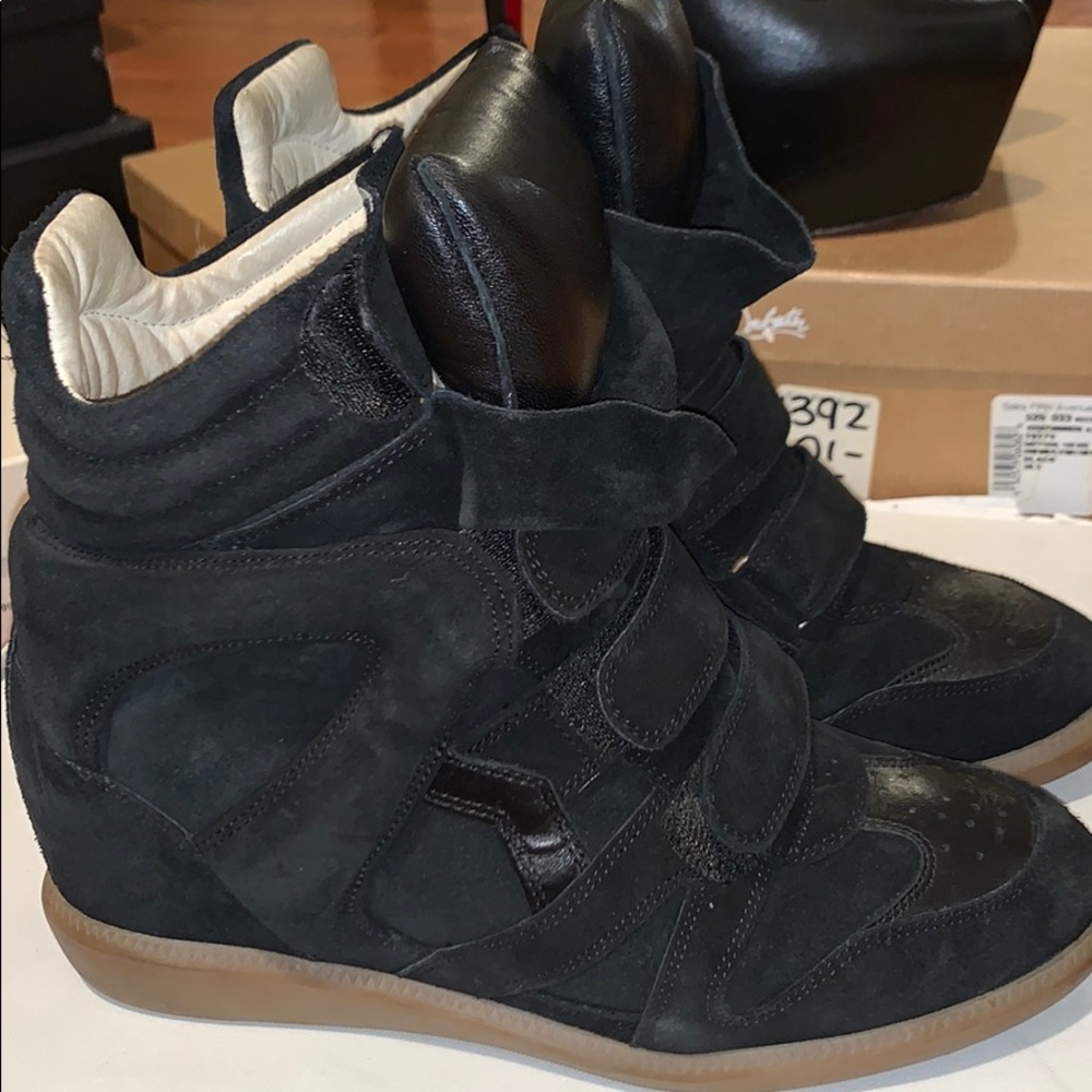 **SOLD**Isabel Marant Beckett (Color Faded Black)